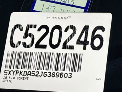 Used 2018 Kia Sorento SX image 26