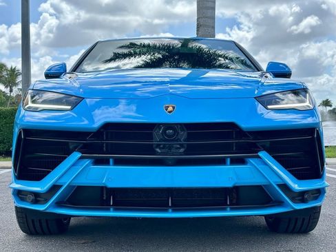 Used 2024 Lamborghini Urus S image 3