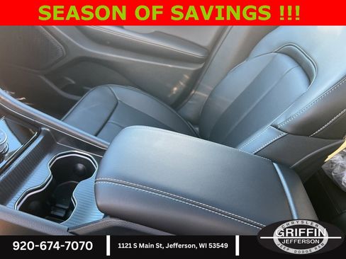 New 2025 Jeep Grand Cherokee Limited w/ Luxury Tech Group II image 28