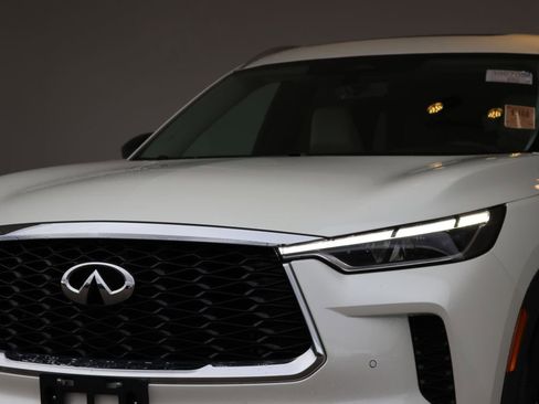 Certified 2023 INFINITI QX60 Luxe w/ Cargo Package image 11