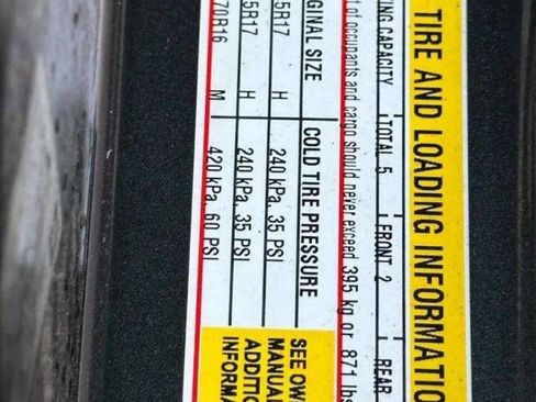 Used 2017 Chevrolet Cruze Premier image 22