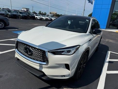 Used 2021 INFINITI QX50 Luxe w/ Appearance Package FWD image 3