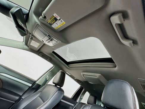 Used 2017 Toyota Highlander XLE image 15