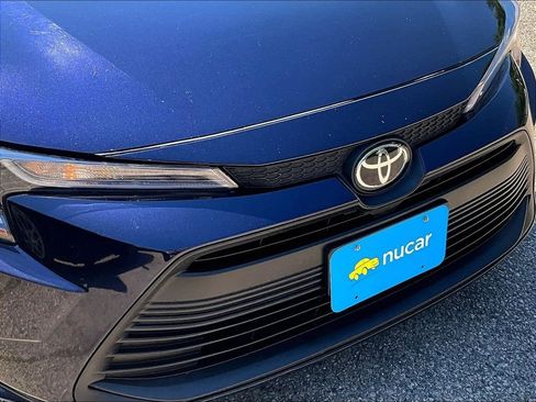 Used 2023 Toyota Corolla LE FWD image 29