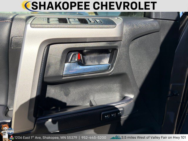 Used 2021 Toyota 4Runner Limited AWD/4WD image 6