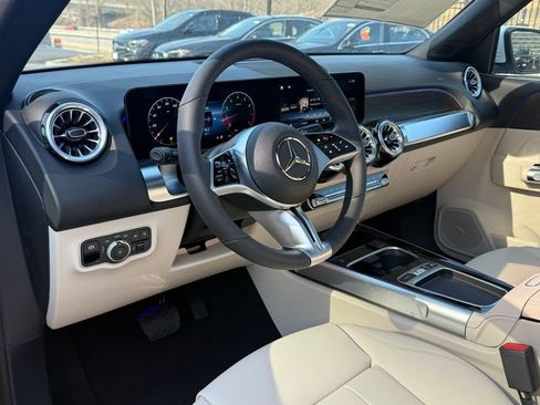 New 2026 Mercedes-Benz GLB 250 4MATIC image 13