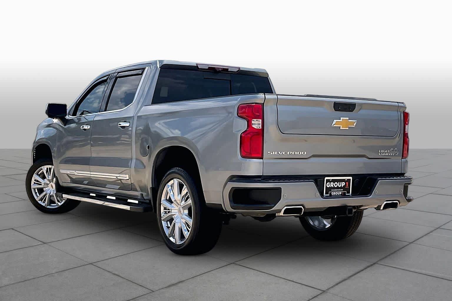 Used 2023 Chevrolet Silverado 1500 High Country w/ High Country Premium Package AWD/4WD image 20
