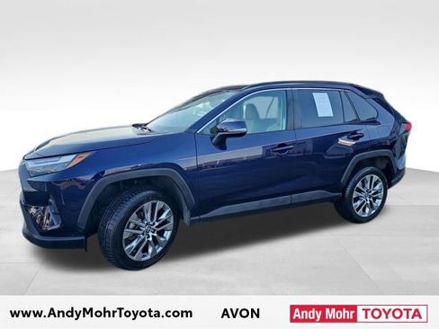 Used 2023 Toyota RAV4 XLE Premium image 3