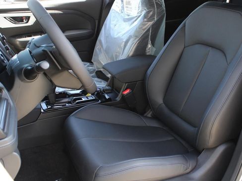 New 2026 Subaru Forester Premium AWD/4WD image 17
