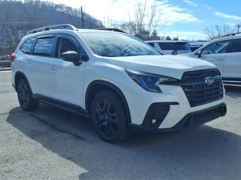 Certified 2024 Subaru Ascent Onyx Edition image 2