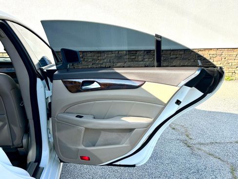 Used 2012 Mercedes-Benz CLS 550 image 22