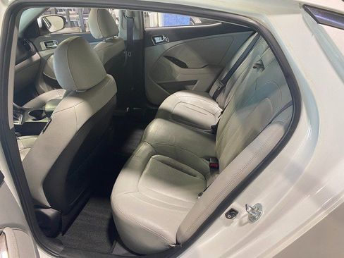 Used 2011 Kia Optima EX w/ Premium Pkg FWD image 16