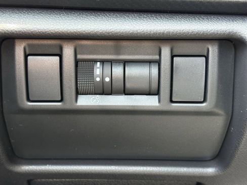 New 2026 Subaru Crosstrek 2.0i Premium AWD/4WD image 15