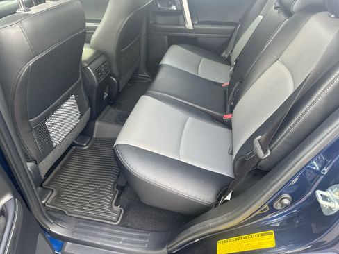 Used 2023 Toyota 4Runner SR5 Premium w/ Moonroof Package RWD image 10