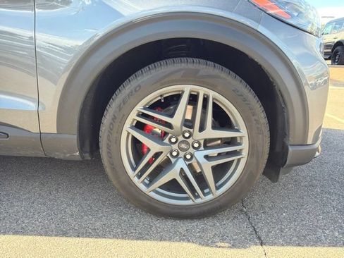Used 2025 Ford Explorer ST w/ Sun And Sound Package AWD/4WD image 11