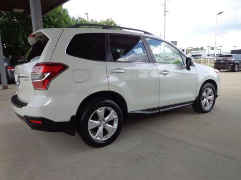 Used 2015 Subaru Forester 2.5i Limited AWD/4WD image 4