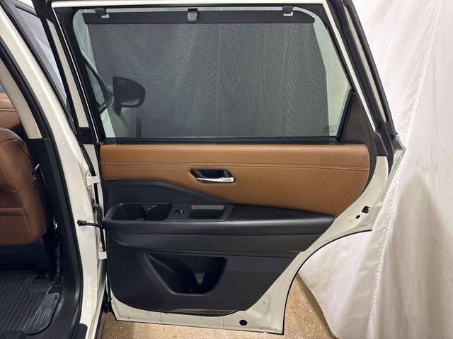 Used 2024 Nissan Pathfinder Platinum w/ Cargo Package FWD image 29