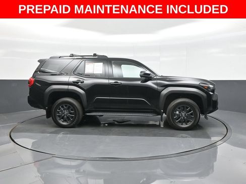 Certified 2026 Toyota 4Runner SR5 AWD/4WD image 8