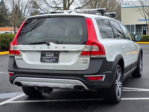 Used 2015 Volvo XC70 T6 Platinum w/ Protection Package image 8