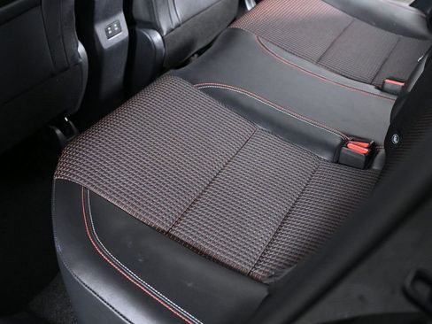 Used 2025 Nissan Kicks SR image 26