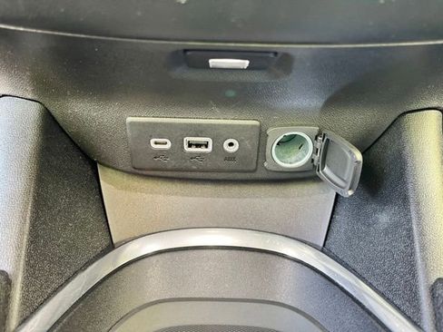 Used 2019 Chevrolet Malibu LT FWD image 34