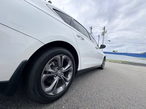 Used 2024 Honda Accord EX image 9