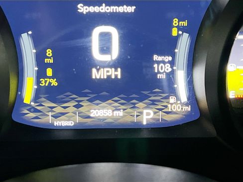 Used 2024 Jeep Wrangler Unlimited Rubicon 4xe image 8