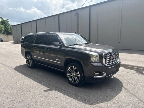 Used 2018 GMC Yukon XL Denali w/ Denali Ultimate Package AWD/4WD image 1