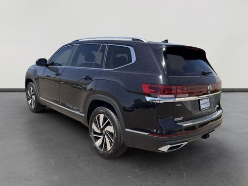 New 2025 Volkswagen Atlas SEL image 4