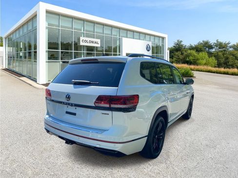 Certified 2023 Volkswagen Atlas SEL R-Line AWD/4WD image 5