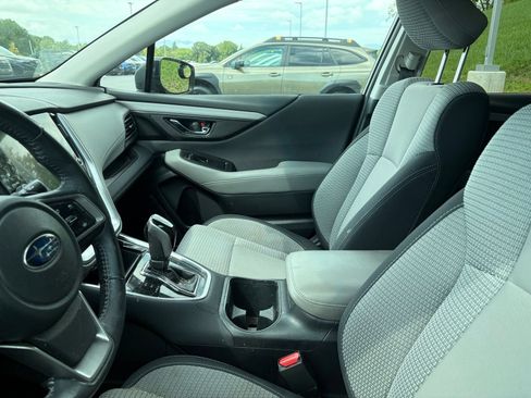 Used 2021 Subaru Outback Premium AWD/4WD image 8