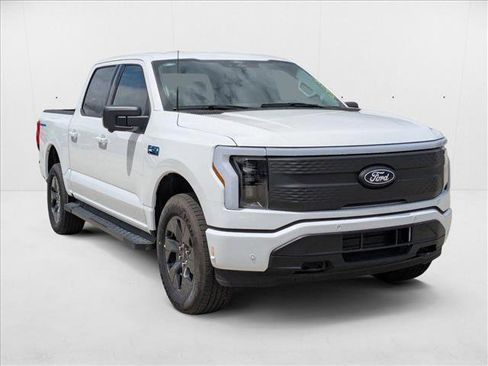 New 2025 Ford F150 Lightning Flash image 6