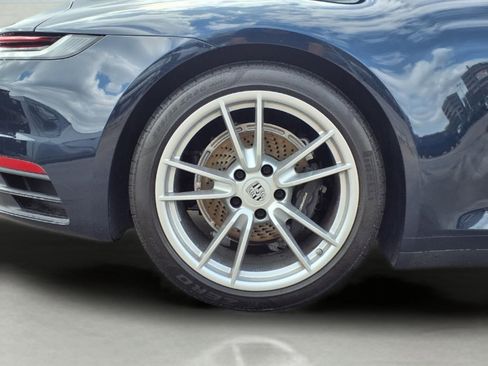 Used 2020 Porsche 911 Carrera image 9