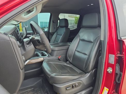 Used 2019 Chevrolet Silverado 1500 LT Trail Boss AWD/4WD image 12