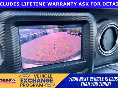 Used 2021 Jeep Wrangler Unlimited Sahara w/ Safety Group AWD/4WD image 18