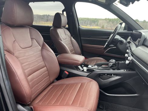 Used 2023 Kia Telluride SX Prestige image 7