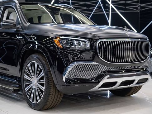 Used 2022 Mercedes-Benz Maybach GLS 600 4MATIC image 6