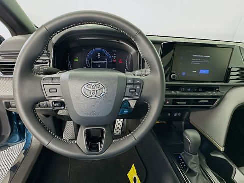 Certified 2026 Toyota Camry SE w/ Convenience Package FWD image 11