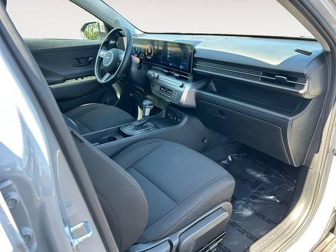 Used 2025 Hyundai Kona SEL AWD/4WD image 26