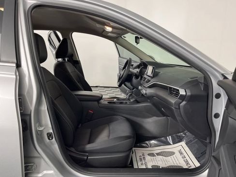 Used 2024 Nissan Altima 2.5 S FWD image 39
