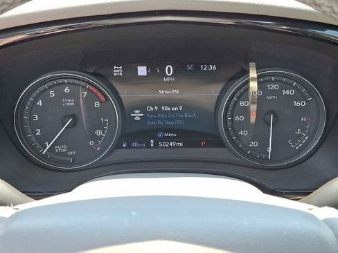 Used 2022 Cadillac XT6 Premium Luxury w/ Technology Package AWD/4WD image 22