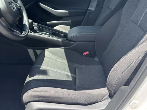 Used 2023 Honda Accord Sport image 13
