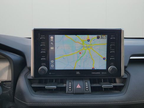 Used 2020 Toyota RAV4 Limited image 21