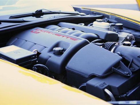 Used 2012 Chevrolet Corvette Coupe RWD image 14