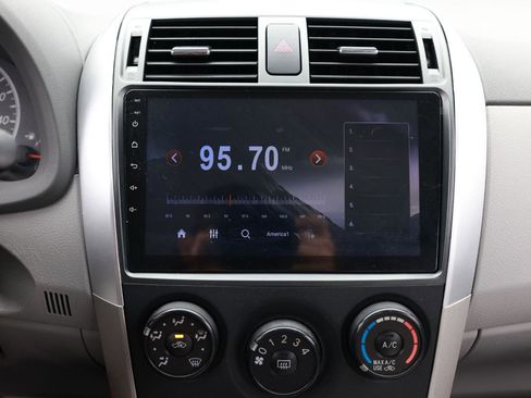 Used 2010 Toyota Corolla LE FWD image 30
