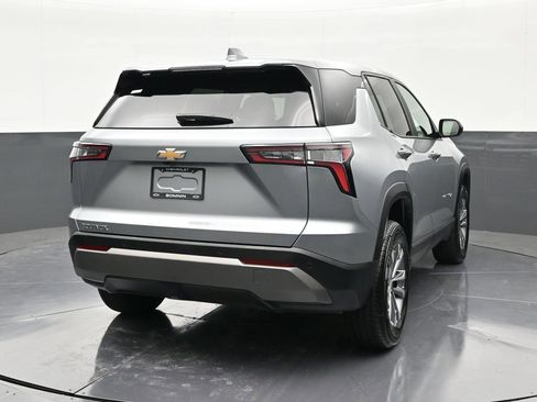 Used 2025 Chevrolet Equinox LT FWD image 28