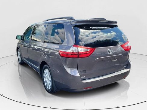Used 2017 Toyota Sienna XLE w/ XLE Navigation Package AWD/4WD image 31