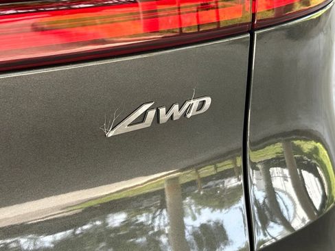 Used 2025 Genesis GV70 2.5T AWD/4WD image 20