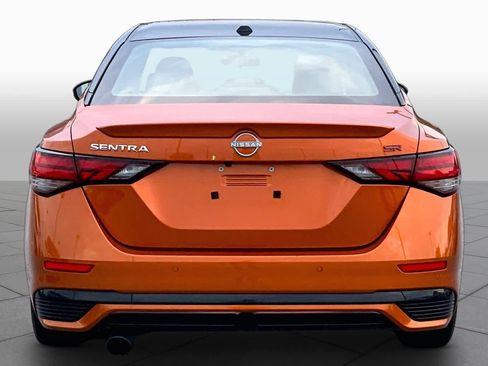 Used 2025 Nissan Sentra SR FWD image 5