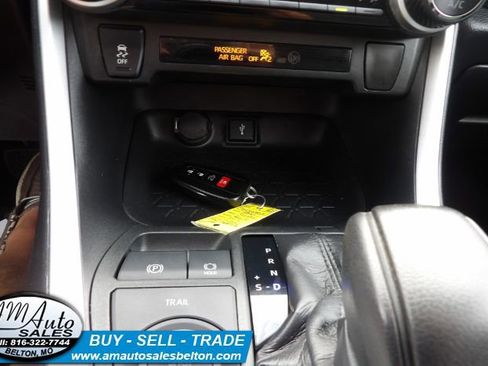 Used 2021 Toyota RAV4 XLE image 14